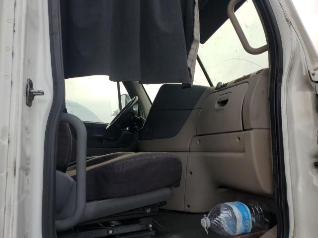 3AKJGLD59GSHA6881 - 2016 FREIGHTLINER CASCADIA 1 WHITE photo 5