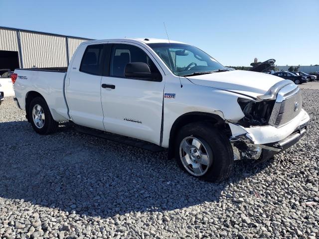 5TFRY5F16DX133582 - 2013 TOYOTA TUNDRA DOUBLE CAB SR5 WHITE photo 4