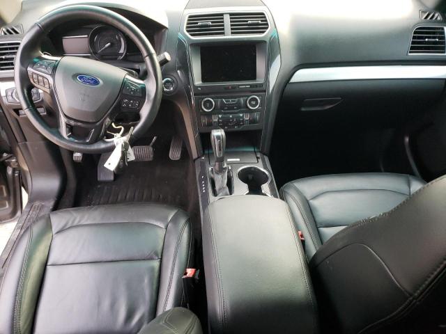1FM5K7D87HGB12737 - 2017 FORD EXPLORER XLT GRAY photo 8