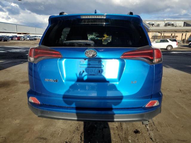 JTMZFREV1JJ728680 - 2018 TOYOTA RAV4 LE BLUE photo 6