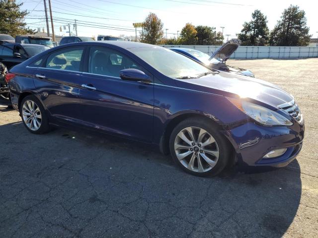 5NPEC4AC1DH725922 - 2013 HYUNDAI SONATA SE ლურჯი ფოტო 4