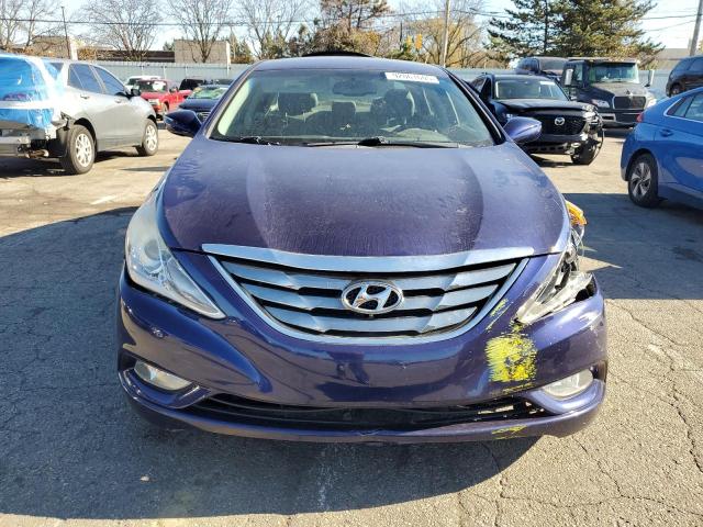 5NPEC4AC1DH725922 - 2013 HYUNDAI SONATA SE ლურჯი ფოტო 5