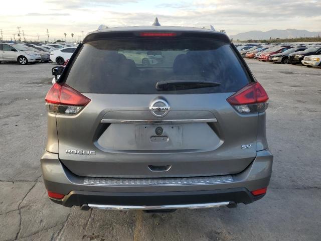 KNMAT2MT4JP594662 - 2018 NISSAN ROGUE S 灰色 照片 6