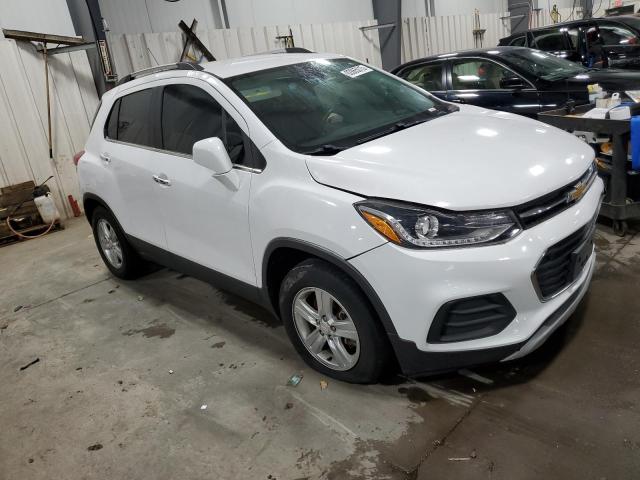 3GNCJLSB9KL193921 - 2019 CHEVROLET TRAX 1LT WHITE photo 4