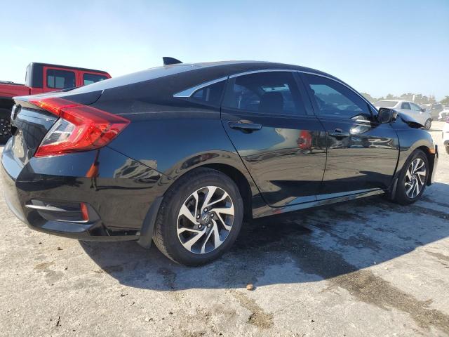 2HGFC2F7XJH585704 - 2018 HONDA CIVIC EX 黑色 照片 3