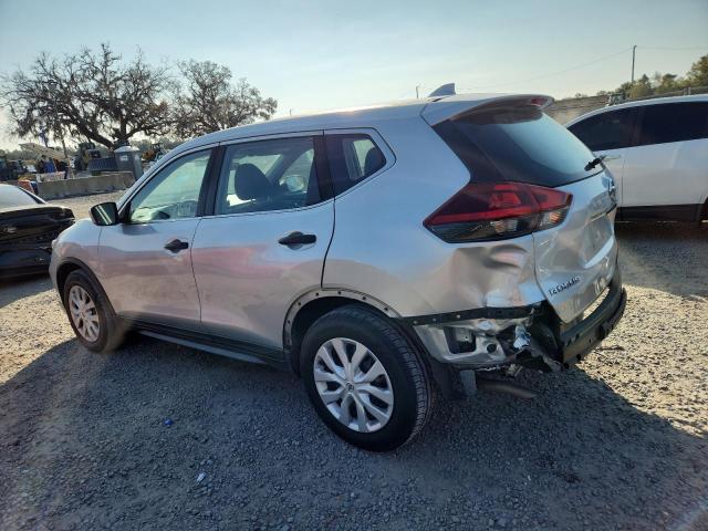 JN8AT2MT7JW463364 - 2018 NISSAN ROGUE S 银色 照片 2