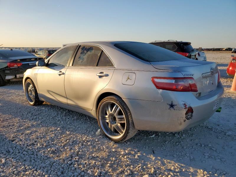 4T4BE46K28R022940 - 2008 TOYOTA CAMRY CE SILVER photo 2