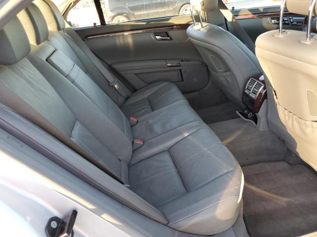 WDDNG86X48A172595 - 2008 MERCEDES-BENZ S 550 4MATIC SILVER photo 10