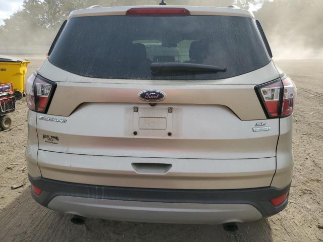 1FMCU0GD6JUD00383 - 2018 FORD ESCAPE SE BEIGE photo 6