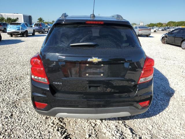 3GNCJLSB6JL259162 - 2018 CHEVROLET TRAX 1LT BLACK photo 6