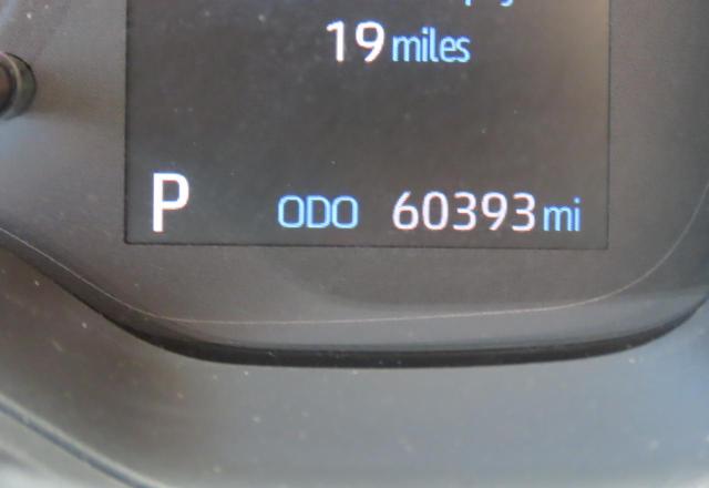 5YFEPMAE2MP171783 - 2021 TOYOTA COROLLA LE თეთრი ფოტო 8