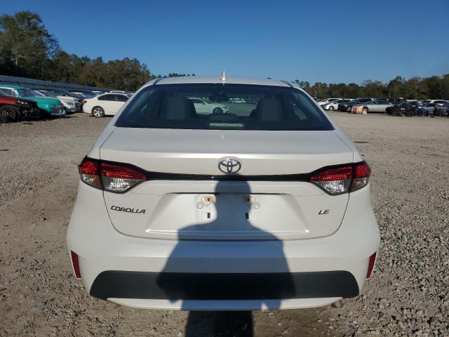 5YFEPMAE3NP283669 - 2022 TOYOTA COROLLA LE Weiß Foto 6