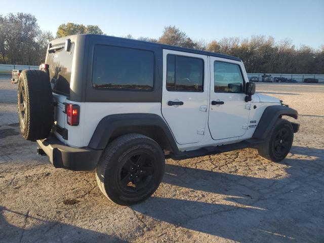 1C4BJWDG0EL116806 - 2014 JEEP WRANGLER U SPORT WHITE photo 3