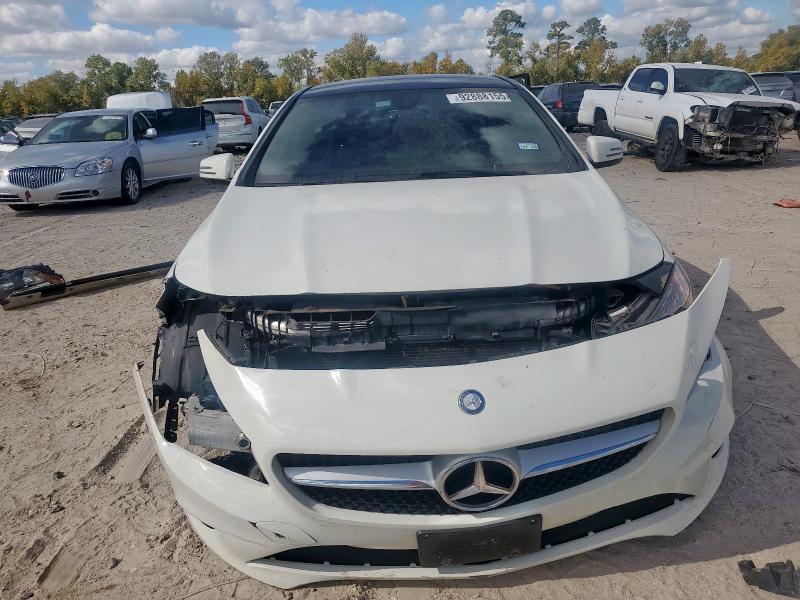 WDDSJ4EB4GN366988 - 2016 MERCEDES-BENZ CLA 250 Beyaz fotoğraf 5
