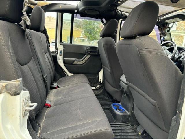 1C4BJWDG1EL251390 - 2014 JEEP WRANGLER U SPORT WHITE photo 9