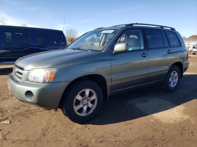 2004 TOYOTA HIGHLANDER BASE, 