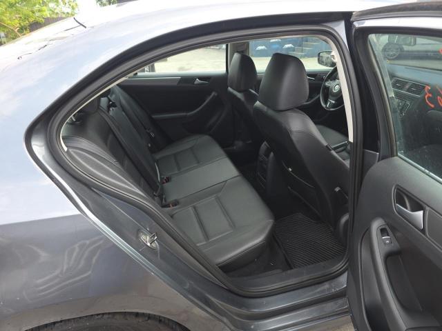 3VWLL7AJ7EM383358 - 2014 VOLKSWAGEN JETTA TDI 银色 照片 6