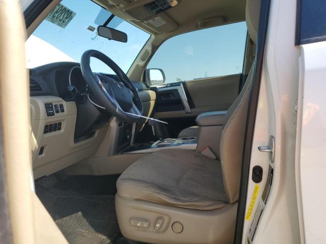 JTEZU5JR3C5036290 - 2012 TOYOTA 4RUNNER SR5 WHITE photo 7