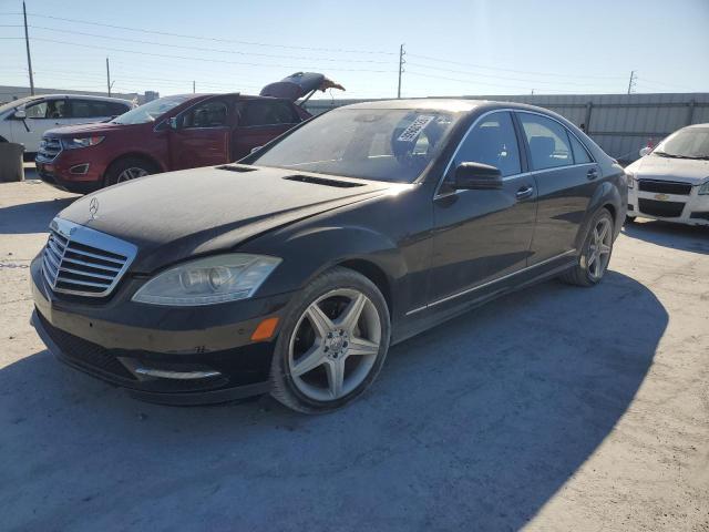 2010 MERCEDES-BENZ S 550, 