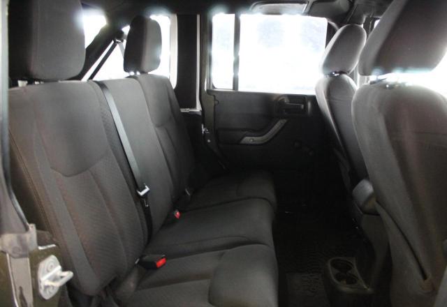 1C4BJWDG9FL670329 - 2015 JEEP WRANGLER U SPORT GRAY photo 6