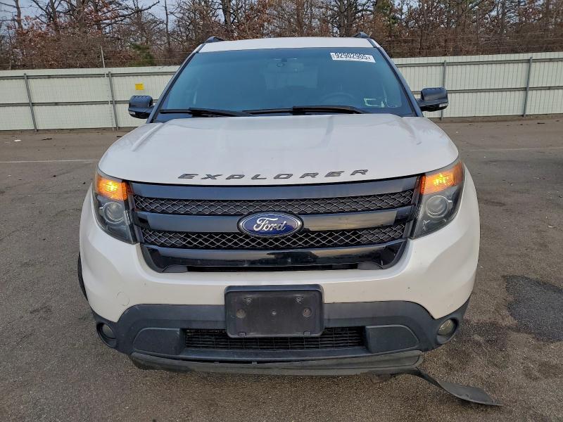 1FM5K8GT6FGA24202 - 2015 FORD EXPLORER SPORT Biały zdjęcie 5