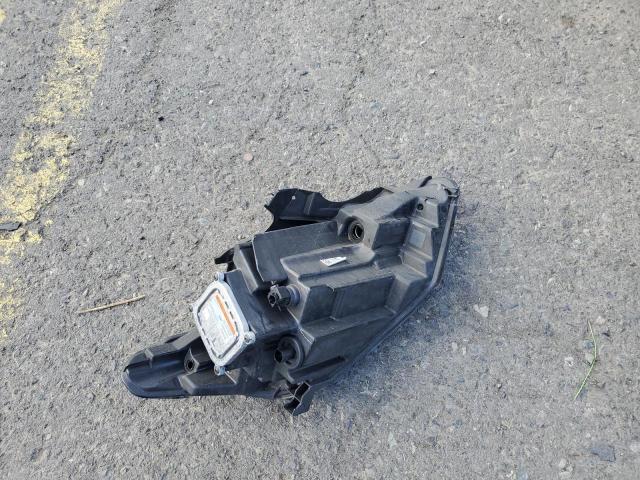 1GNERHKW5JJ190022 - 2018 CHEVROLET TRAVERSE LT GRAY photo 12