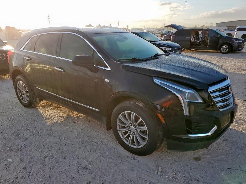 1GYKNCRS2KZ122173 - 2019 CADILLAC XT5 LUXURY BLACK photo 4