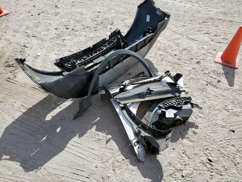 1FMCU0J92GUB60281 - 2016 FORD ESCAPE TITANIUM WHITE photo 13