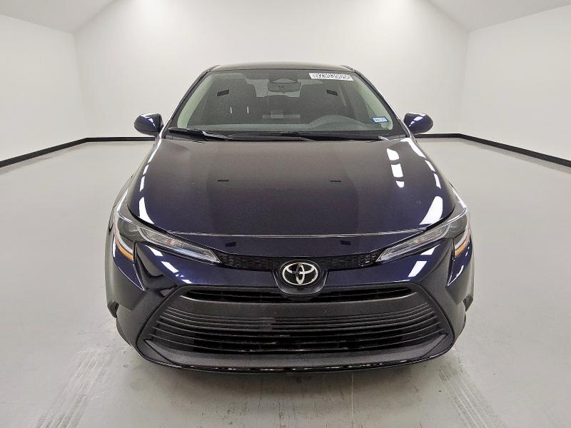 5YFB4MDE0SP327744 - 2025 TOYOTA COROLLA LE ლურჯი ფოტო 5