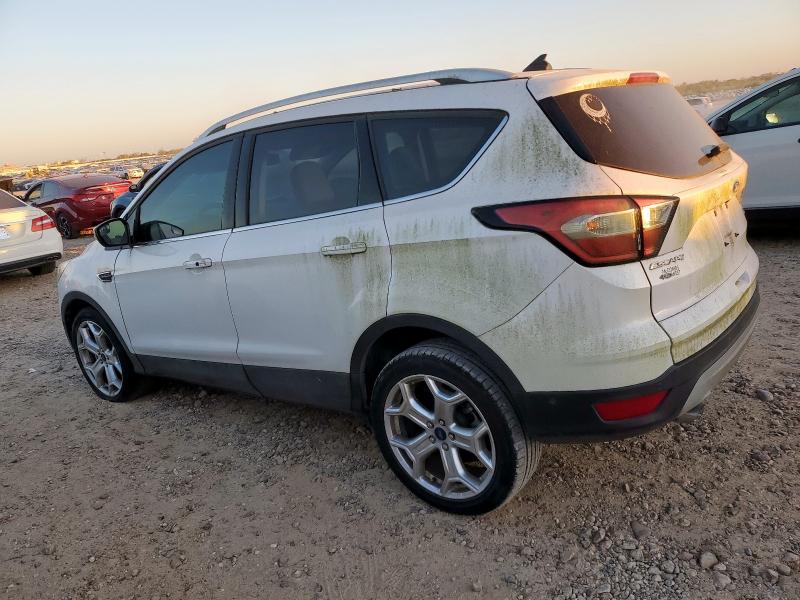 1FMCU0J9XJUD43399 - 2018 FORD ESCAPE TITANIUM თეთრი ფოტო 2