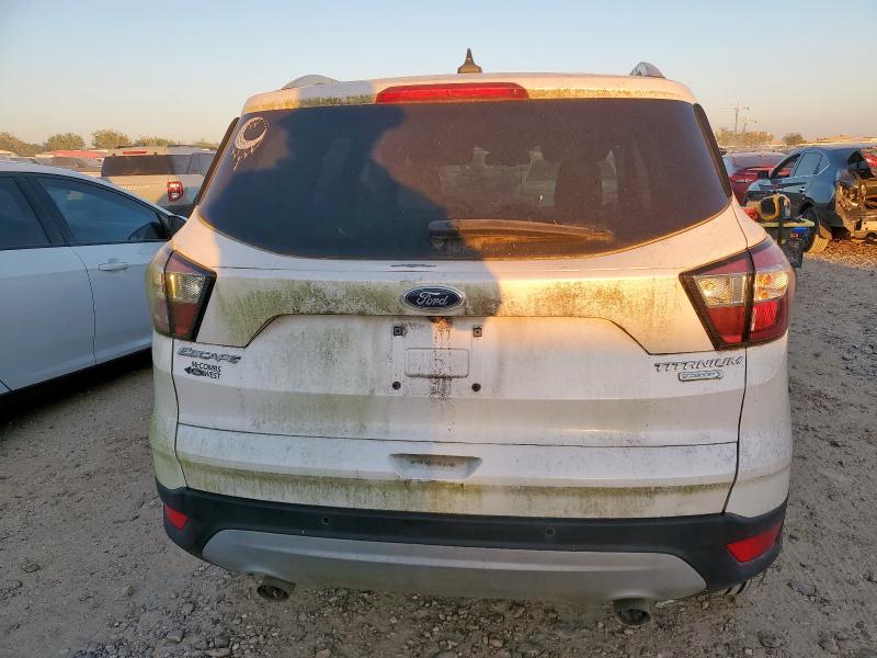 1FMCU0J9XJUD43399 - 2018 FORD ESCAPE TITANIUM თეთრი ფოტო 6