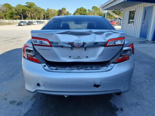 4T1BF1FK0CU580834 - 2012 TOYOTA CAMRY BASE SILVER photo 6