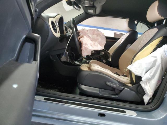 3VW5DAAT1KM507771 - 2019 VOLKSWAGEN BEETLE S رمادي صورة 7