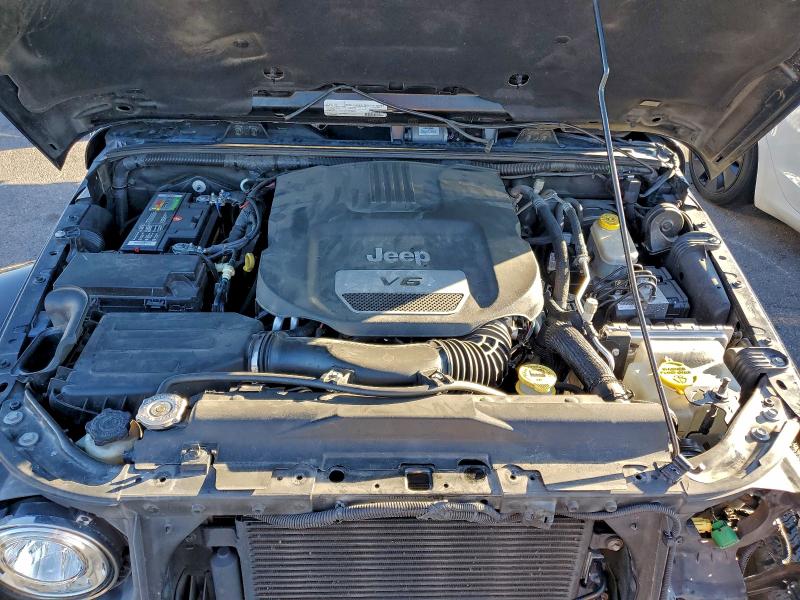 1C4BJWEG6HL650377 - 2017 JEEP WRANGLER U SAHARA 黑色 照片 11