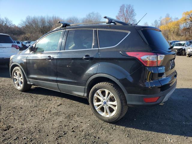 1FMCU0GDXJUA43485 - 2018 FORD ESCAPE SE Schwarz Foto 2