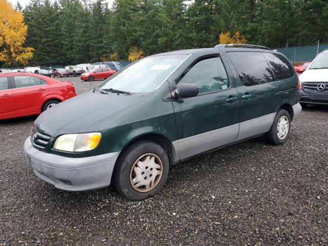 2002 TOYOTA SIENNA LE, 