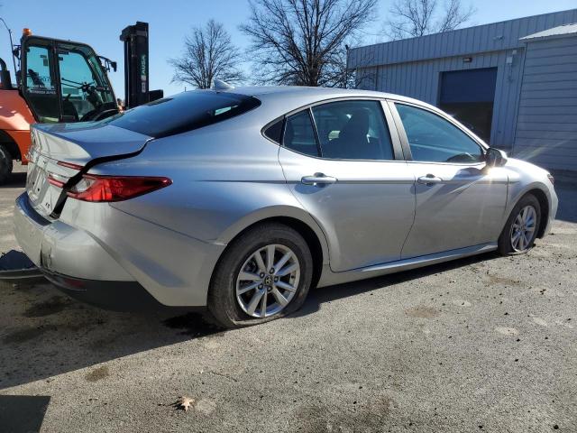 4T1DAACK7SU600118 - 2025 TOYOTA CAMRY XSE 银色 照片 3