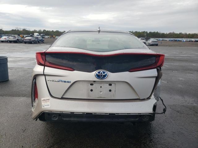 JTDKARFP3J3088153 - 2018 TOYOTA PRIUS PRIM ვერცხლისფერი ფოტო 6