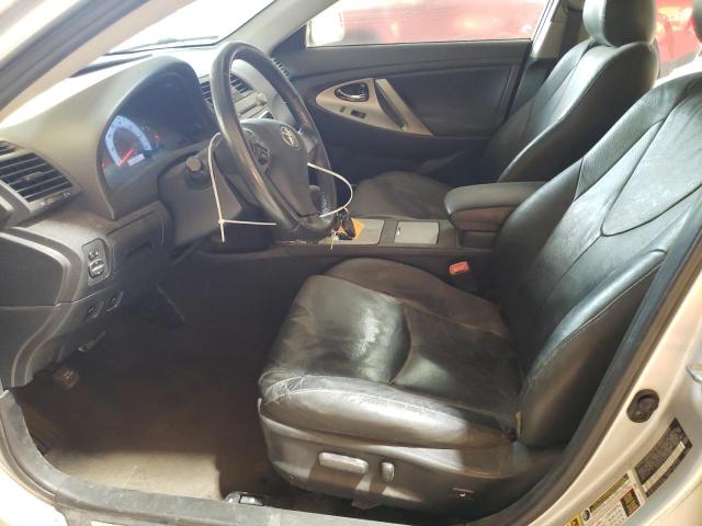 4T1BF3EK4BU208263 - 2011 TOYOTA CAMRY BASE SILVER photo 7