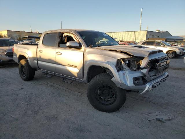 3TMBZ5DN5KM020701 - 2019 TOYOTA TACOMA DOUBLE CAB SILVER photo 4