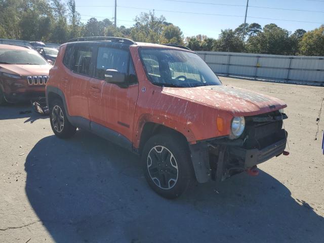 ZACCJBCT2GPE01436 - 2016 JEEP RENEGADE TRAILHAWK ORANGE photo 4