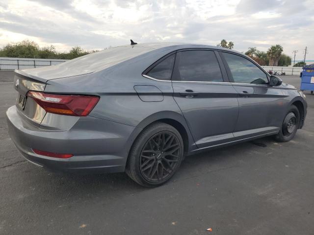 3VWC57BU4KM180281 - 2019 VOLKSWAGEN JETTA S Серый фото 3