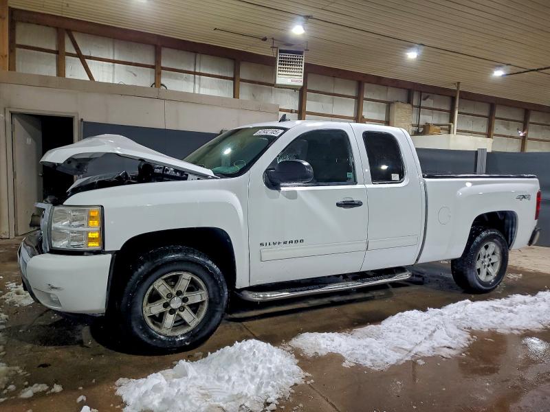 2011 CHEVROLET SILVERADO K1500 LT, 