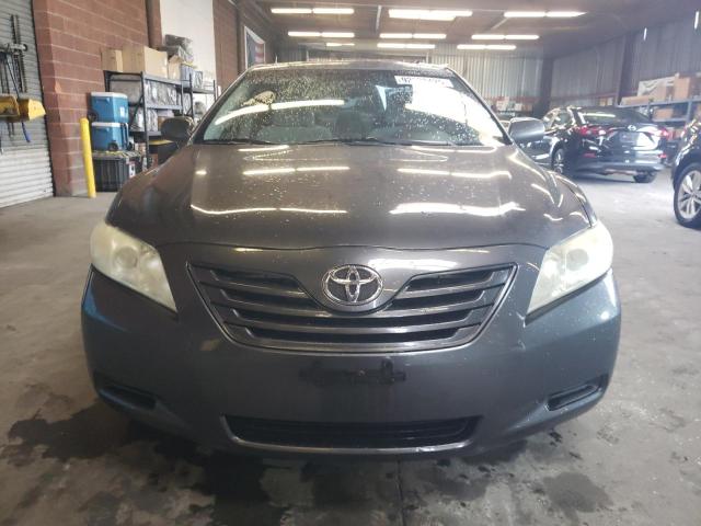4T4BE46K69R095925 - 2009 TOYOTA CAMRY BASE GRAY photo 5