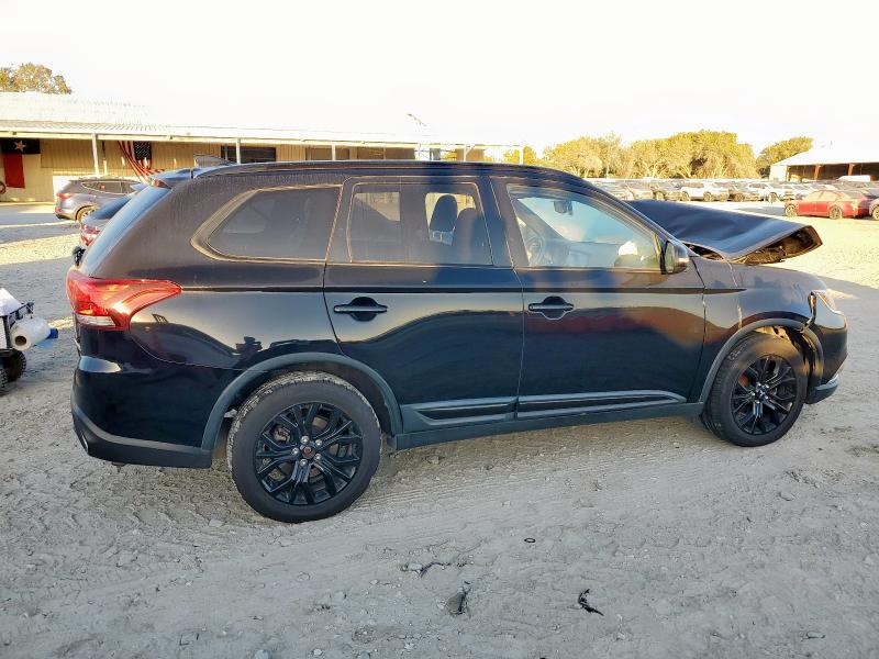 JA4AZ3A33JZ020237 - 2018 MITSUBISHI OUTLANDER SE BLACK photo 3