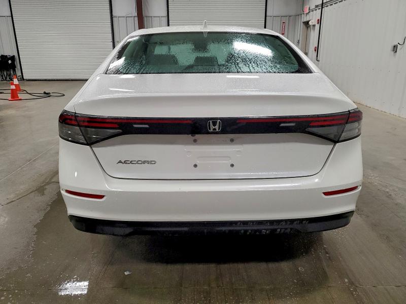 1HGCY1F39RA059702 - 2024 HONDA ACCORD EX 白色 照片 6