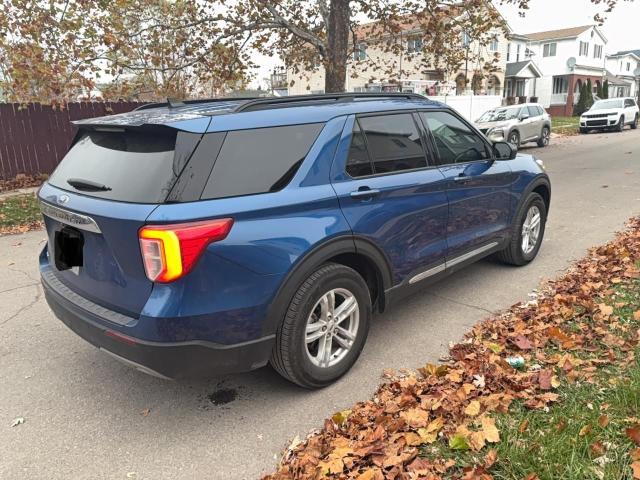 1FMSK7DH7NGC02324 - 2022 FORD EXPLORER XLT BLUE photo 4