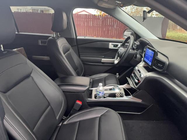 1FMSK7DH7NGC02324 - 2022 FORD EXPLORER XLT BLUE photo 5