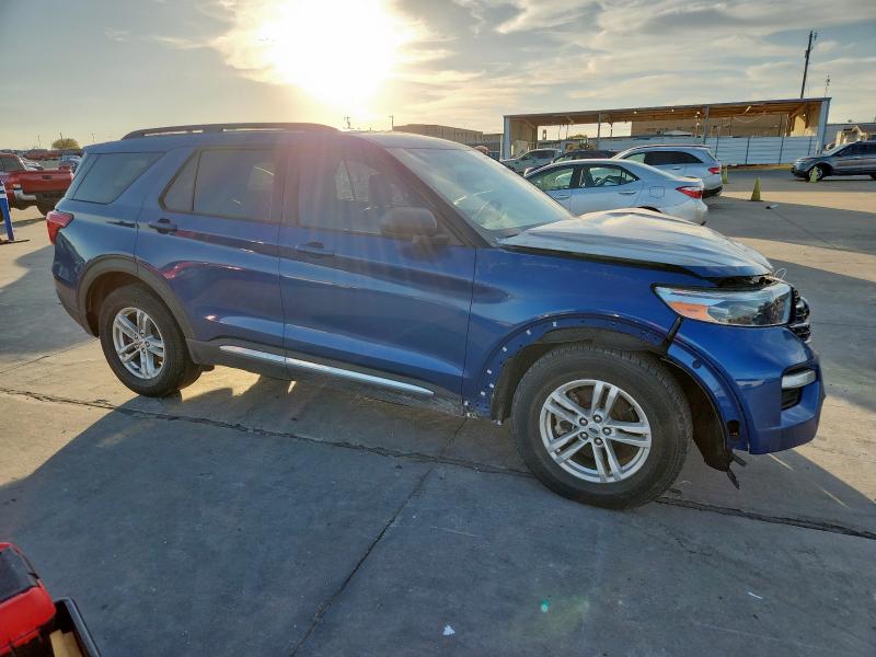 1FMSK7DH6LGB92995 - 2020 FORD EXPLORER XLT BLUE photo 4