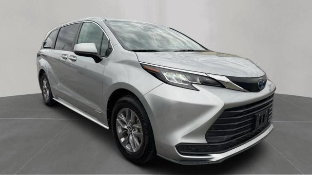 2021 TOYOTA SIENNA LE, 